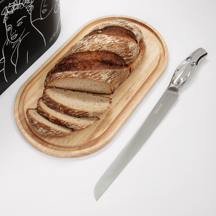 BREAD KNIFE - man