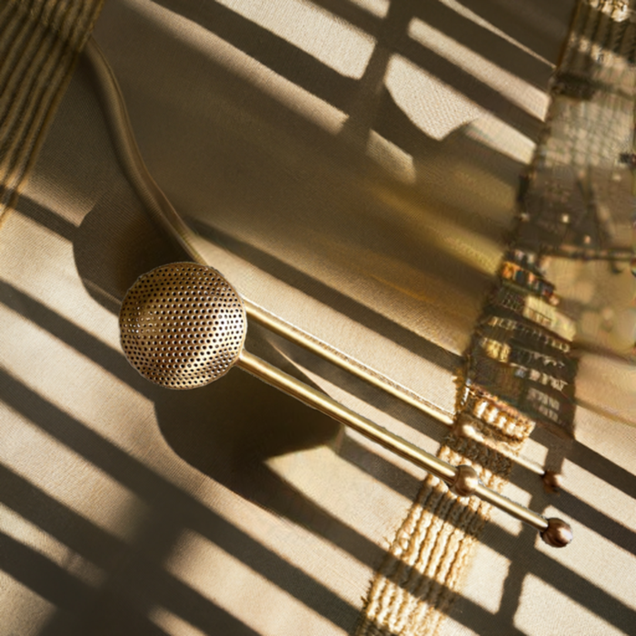Fill & Dip Tea Infuser – Brass Finish | Handcrafted Push-Open Tea Strainer