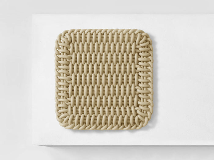 Small / Monochrome Shell
