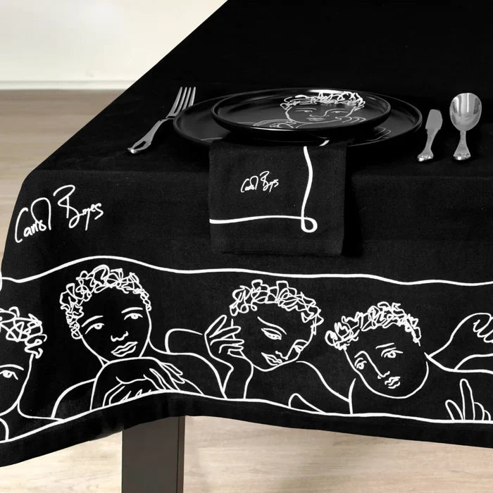 TABLECLOTH 160 x 300 - well framed - black
