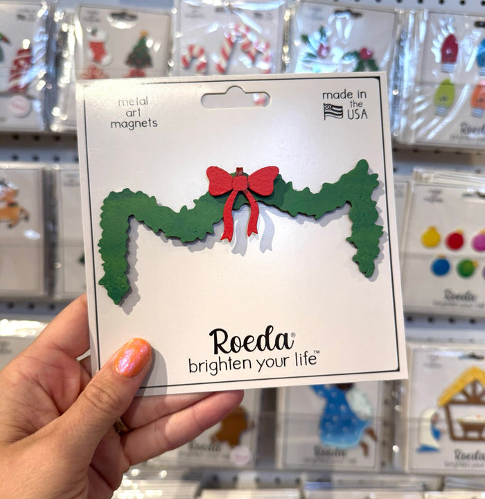 Winter Garland Magnet